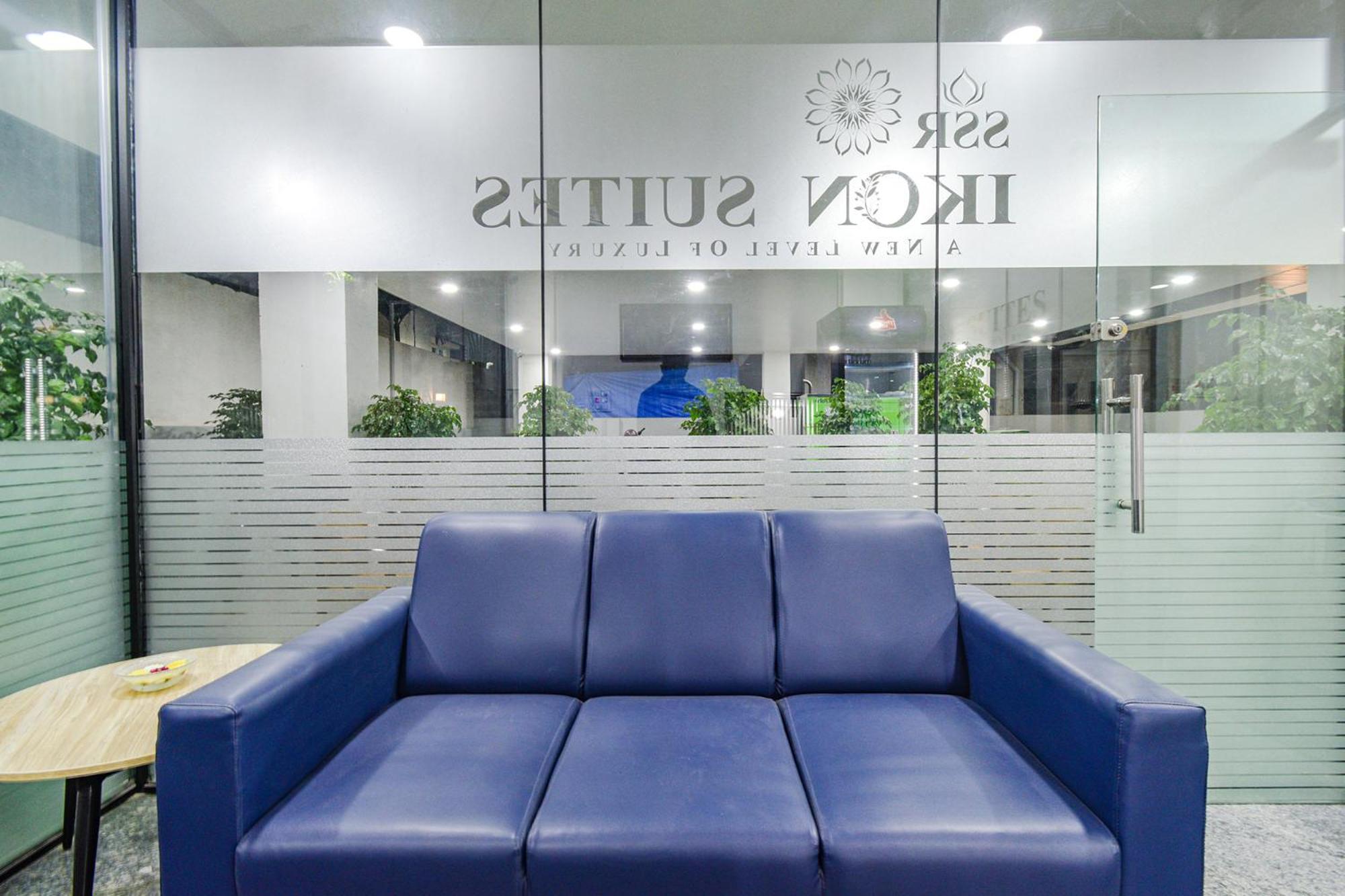 Fabhotel Ssr Ikon Suites - Nr Hyderabad Central University, Kondapur 外观 照片